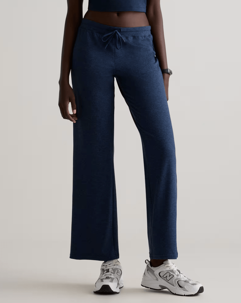 Flowknit Wide Leg PantsWalking Outfits for Spring